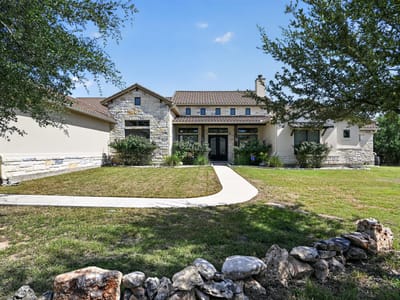 Property photo 2 at 645 Strada Luca - 4 bed 4 bath home