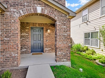 Property photo 2 at 6516 Alum Rock CV - 3 bed 2 bath home