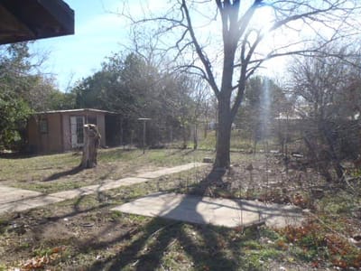 Property photo 3 at 652 Fir LN - 4 bed 1 bath home