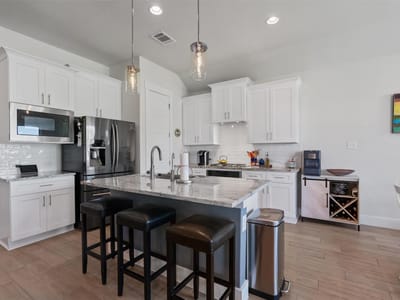 Bathroom at 653 Coyote Creek WAY - 3 bed 2 bath home