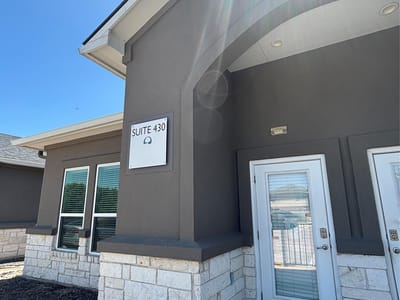 Living area at 660 S Bagdad RD Unit #430 - Eluah D Harmond Surv Abs 6, Leander, TX