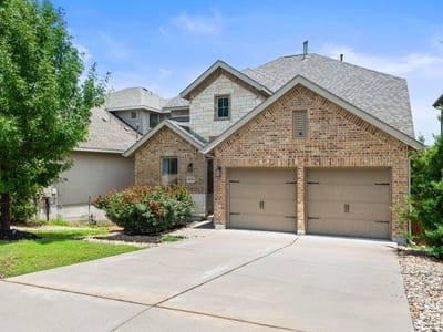 Living area at 6600 Llano Stage TRL - 4 bed 3 bath home