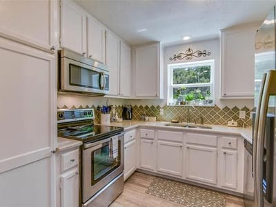 Property photo 2 at 6600 Valleyside RD Unit #B8 - 2 bed 2 bath home
