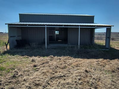 Primary bedroom at 668 County Road 451 - Booth, Taylor, TX