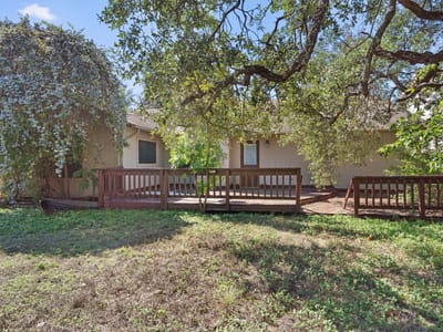 Photo 4 of 20 at 6700 Luckenbach LN - 3 bed 2 bath home