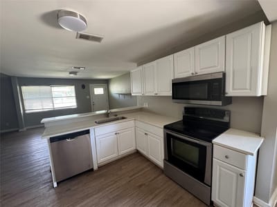 Property photo 3 at 6703 Galindo ST - 3 bed 2 bath home