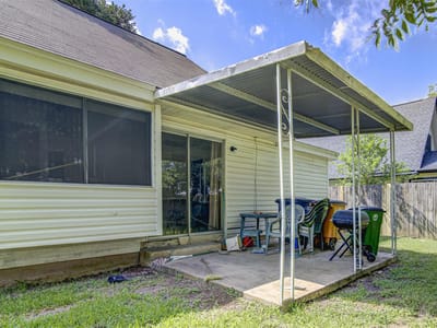 Primary bedroom at 6704 Isabelle DR - 3 bed 2 bath home