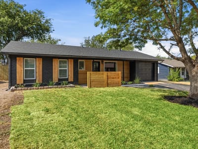 Property photo 2 at 6705 Esther DR - 3 bed 2 bath home