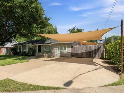 Property photo 3 at 6706 Isabelle DR - 3 bed 1 bath home
