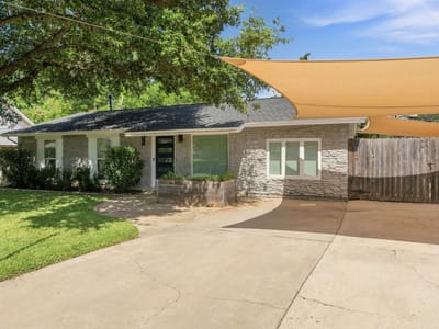 Property photo 4 at 6706 Isabelle DR - 3 bed 1 bath home