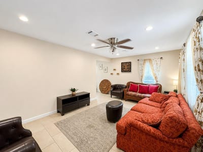 Property photo 3 at 6711 Cruz ST - 3 bed 2 bath home