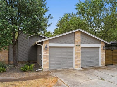 Photo 3 - 6713 West Gate BLVD Unit #A Photo 3 of 27 at 6713 West Gate BLVD Unit #A - 3 bed 2 bath home