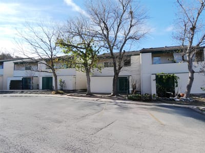 Living area at 6718 SILVERMINE Dr Unit #103 - 2 bed 1 bath home