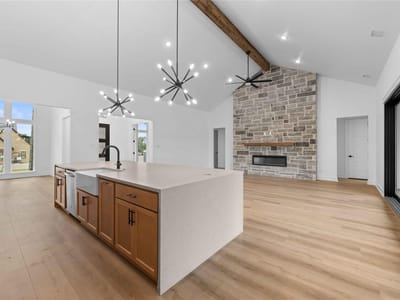 Property photo 3 at 6768 Kings Mill DR - 4 bed 3 bath home