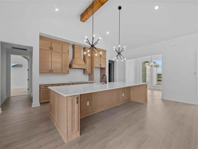 Property photo 3 at 6775 Kings Mill DR - 4 bed 3 bath home