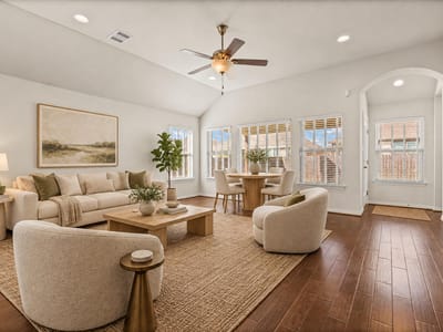Photo 3 of 33 at 6800 Catania LOOP - 3 bed 2 bath home