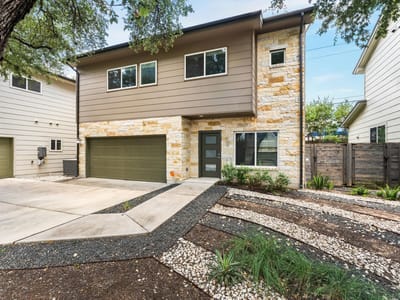 Living area at 6800 Menchaca RD Unit #9 - 3 bed 2 bath home
