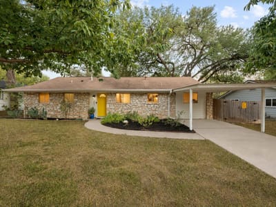 Photo 3 of 26 at 6801 Bryn Mawr DR - 3 bed 2 bath home
