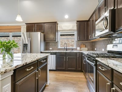 Photo 5 of 38 at 6805 Brindisi Pl - 3 bed 2 bath home