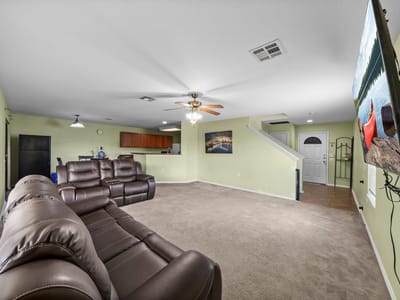 Property photo 5 at 6829 Walkup LN - 3 bed 2 bath home