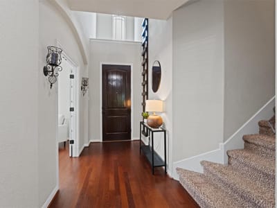Property photo 4 at 683 Oyster CRK - 4 bed 2 bath home