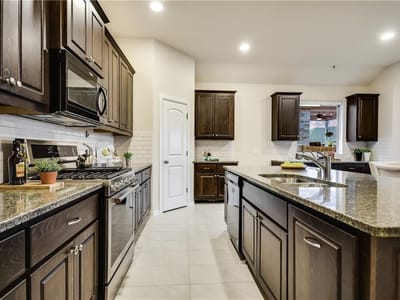 Photo 4 of 31 at 6852 Catania Loop - 3 bed 2 bath home