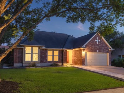 Living area at 6901 Breezy PASS - 3 bed 2 bath home