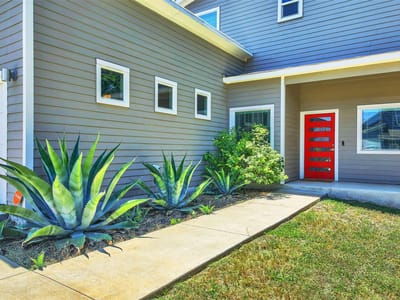 Photo 2 - 6902 Carver Ave Unit #A Photo 2 of 30 at 6902 Carver Ave Unit #A - 2 bed 2 bath home