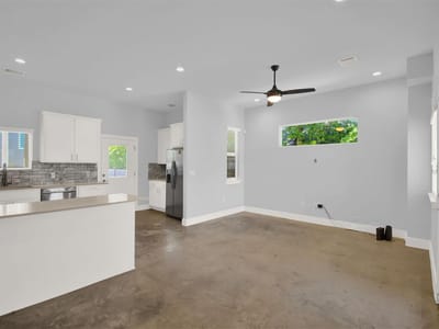 Photo 4 - 6902 Carver Ave Unit #A Photo 4 of 30 at 6902 Carver Ave Unit #A - 2 bed 2 bath home
