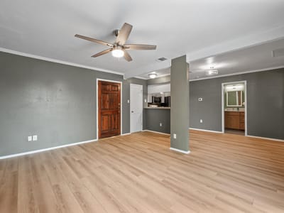 Property photo 2 at 6910 Hart LN Unit #211 - 1 bed 1 bath home