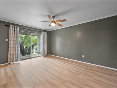 Property photo 3 at 6910 Hart LN Unit #211 - 1 bed 1 bath home