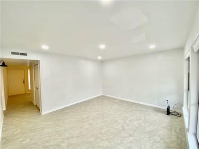 Property photo 2 at 6910 Hart LN Unit #403 - 2 bed 2 bath home