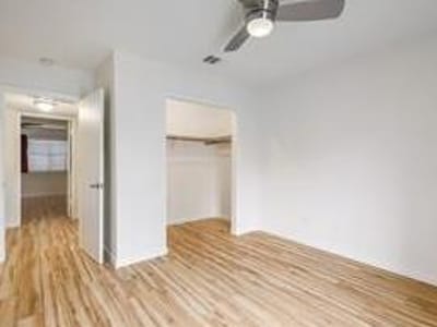 Photo 4 of 21 at 6910 Hart LN Unit #605 - 3 bed 2 bath home