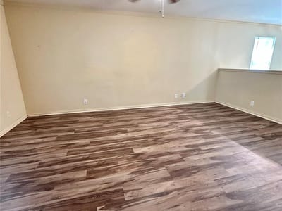 Property photo 5 at 6913 Sabrina DR - 3 bed 2 bath home