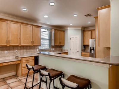 Primary bedroom at 6914 Thorncliffe DR - 4 bed 3 bath home