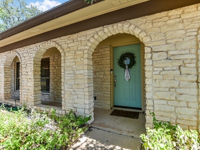 Property photo 3 at 6920 Scenic Brook DR - 3 bed 2 bath home