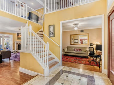 Living area at 6925 Robert Dixon DR - 5 bed 3 bath home