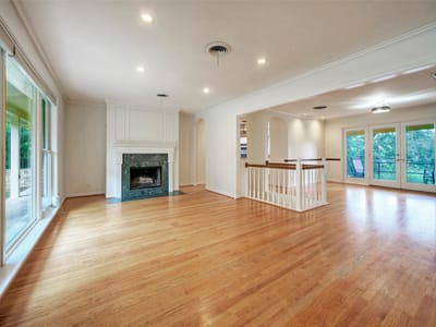 Photo 4 - 7 Inwood CIR Photo 4 of 26 at 7 Inwood CIR - 4 bed 4 bath home