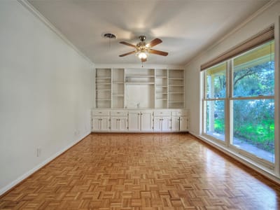 Photo 5 - 7 Inwood CIR Photo 5 of 26 at 7 Inwood CIR - 4 bed 4 bath home