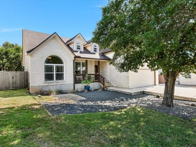 Kitchen at 7 Redwood CIR - 5 bed 2 bath home