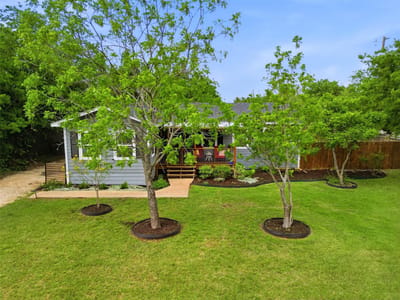 Property photo 2 at 700 9th St - 2 bed 2 bath home