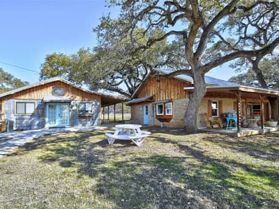 Living area at 700 FM 2325 - 4 bed 4 bath home