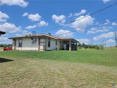Living area at 700 Trimmier RD - Cosper Creek Add, Killeen, TX