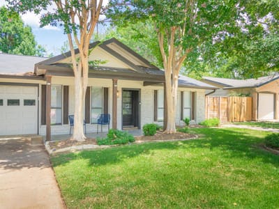 Property photo 3 at 7002 Whispering Oaks DR - 5 bed 4 bath home