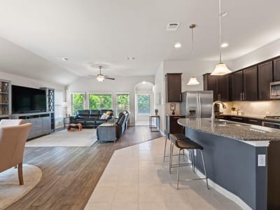 Living area at 7006 Etna WAY - 3 bed 2 bath home