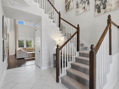 Photo 4 of 40 at 7009 Empresa DR - 4 bed 3 bath home