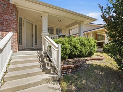 Property photo 3 at 701 Brazos Bend DR - 3 bed 2 bath home