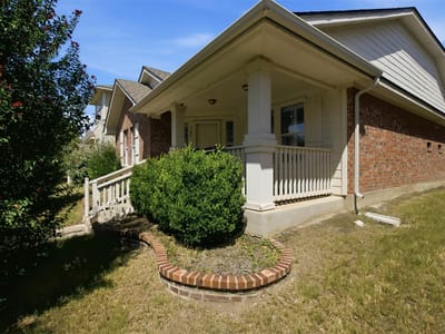 Property photo 4 at 701 Brazos Bend DR - 3 bed 2 bath home