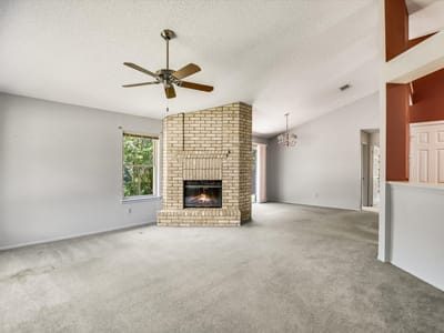 Property photo 2 at 701 W Custers Creek BND - 3 bed 2 bath home
