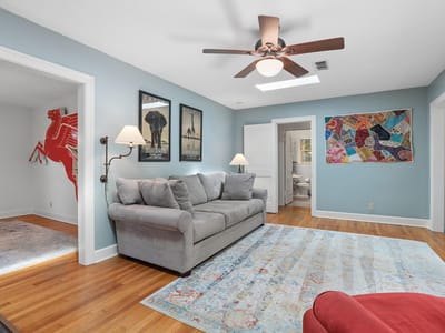Photo 5 of 25 at 702 E 45th 1/2 ST - 2 bed 1 bath home